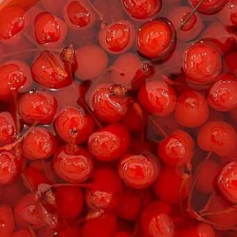 Черешня коктейльная 2,2 кг. в сиропе, красная с веточкой, паст. /1/